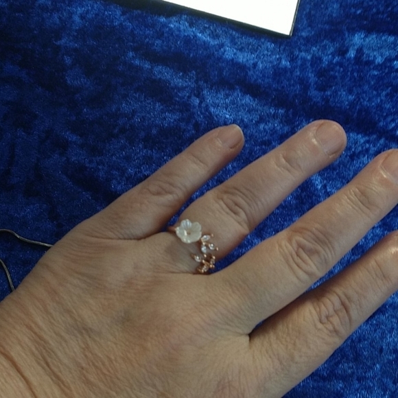 Rose Gold Plated Cherry Blossom Flower Bypass Ring CZ Crystal Sparkle - Picture 5 of 10